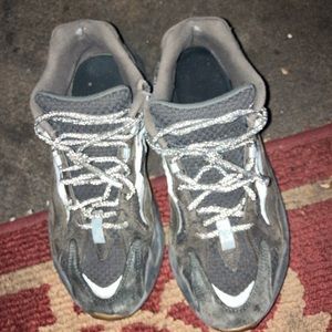 Yeezys 350